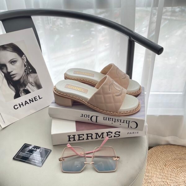 CC Quilted CC Espadrille Slides - Slides