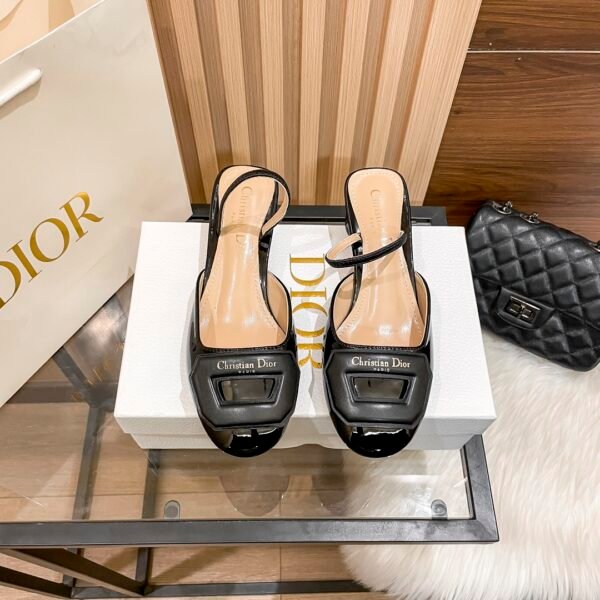 CD Dway Heeled Sandals - Sandals