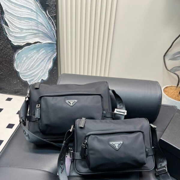 PR Re-Nylon Messenger - Bag