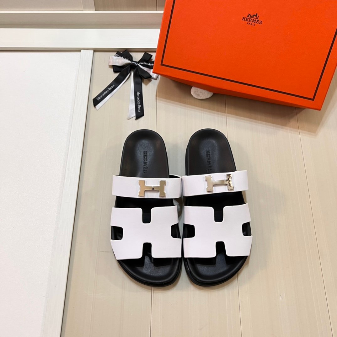 HM Izmir Sandals White/Black Leather - Sandals