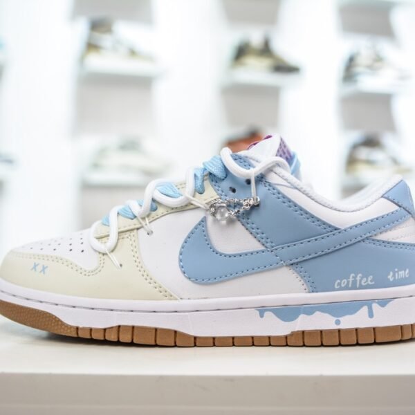 NK Dunk Low Pro SB "Coffee Time" Milky Latte - Sneakers