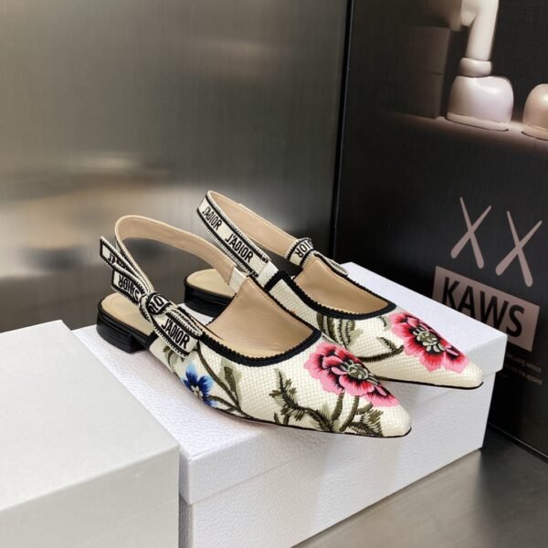 CD J'ACD Slingback Floral Embroidery - Shoes