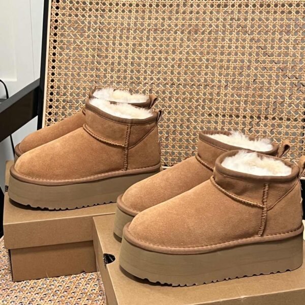 UGG Classic Ultra Mini Platform - Boots