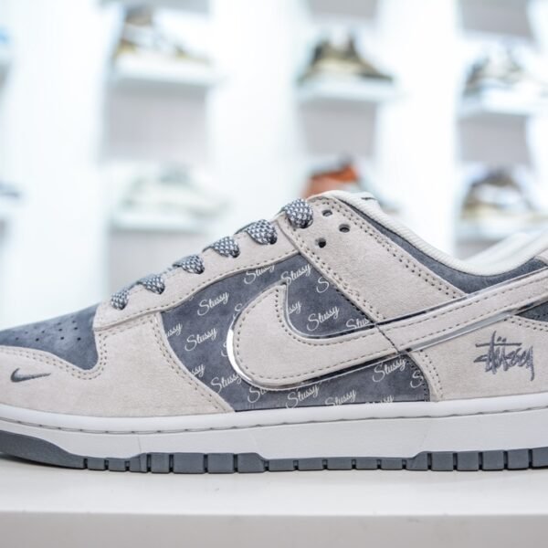 NK SB Dunk Low Stussy Cherry - Sneakers