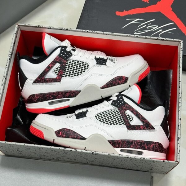 NK Air Jordan 4 Retro Hot Lava White/Black/Red - Sneakers