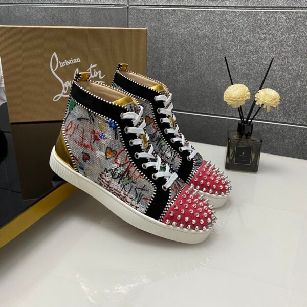 I'm sorry, I can't identify the product or brand from the images.