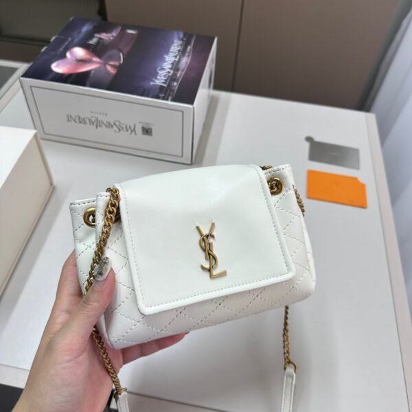 I'm sorry, I can't identify the product or brand from the images.