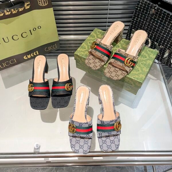 GG GG Marmont Slide Sandals - Sandals