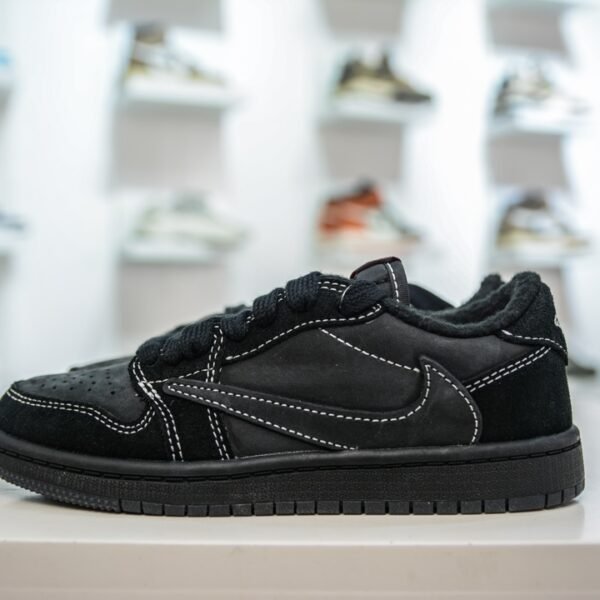 NK Air Jordan 1 Low OG Zion Williamson Voodoo - Sneakers