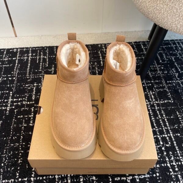 UGG Classic Ultra Mini Platform - Boots