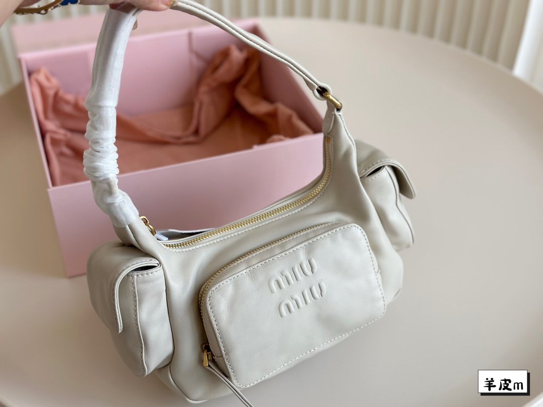 MIU Wander Matelassé Leather - Bag