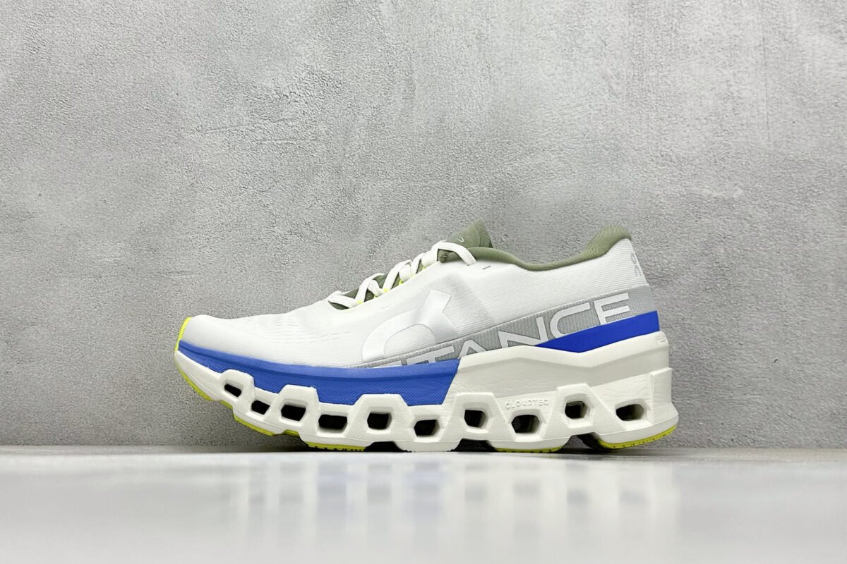 NK Cloudmonster – Sneakers