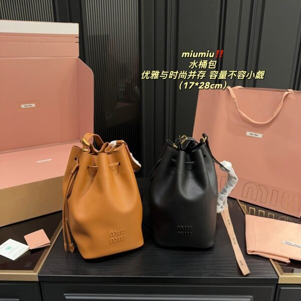 MIU Logo Bucket Bag - Bag
