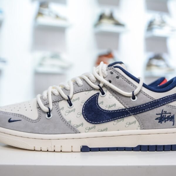 NK SB Dunk Low Stussy - Sneakers