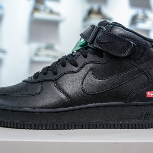 NK Air Force 1 Mid x Supreme Black Leather - Sneakers