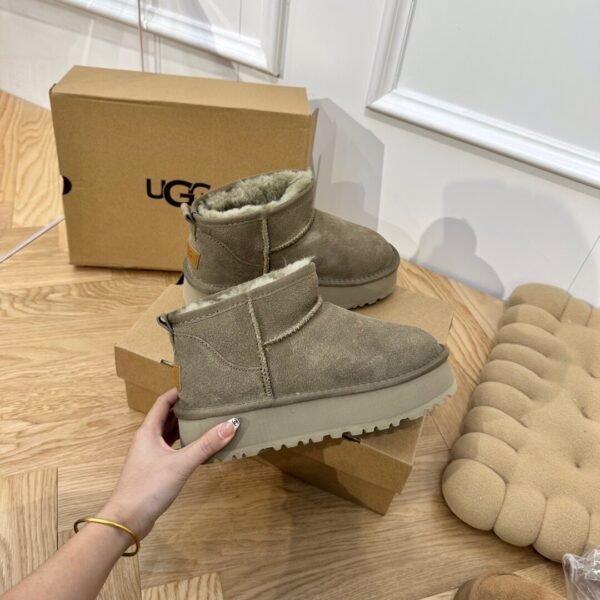 UGG Classic Ultra Mini Platform - Boots