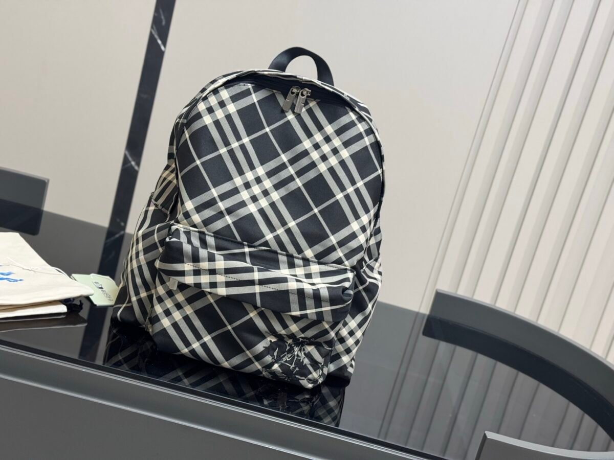 BB Backpack — 2