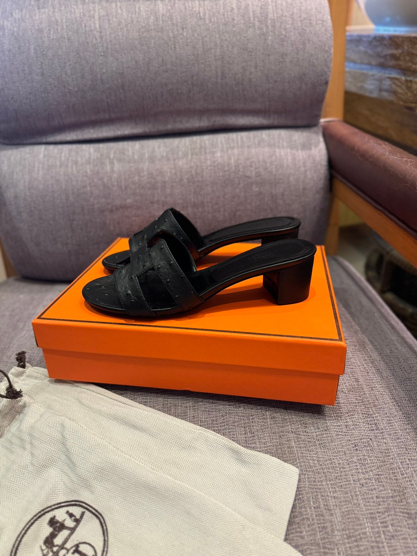 HM Oran Sandals Black Leather - Sandals