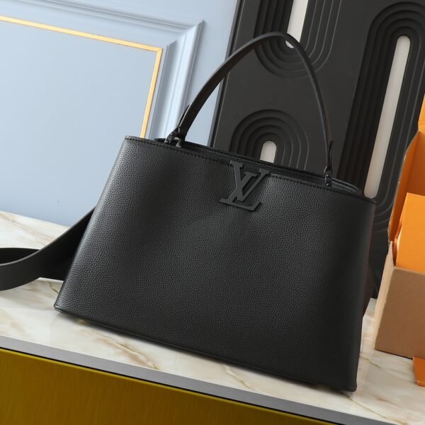 LV Capucines - Bag