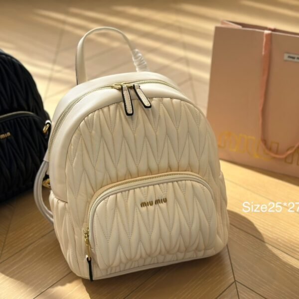 MIU Matelassé Backpack Black Leather - Backpack
