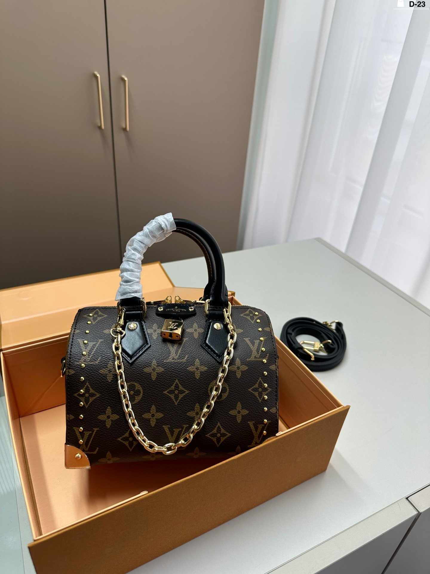 LV Speedy Bandoulière 20 Monogram - Bag - Image 6