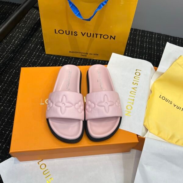 LV Waterfront - Slides