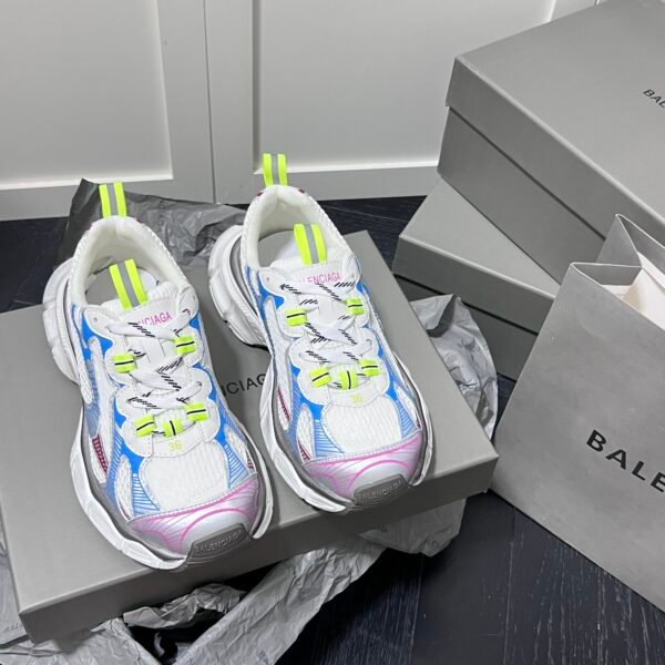 BAL Track 2 - Sneakers