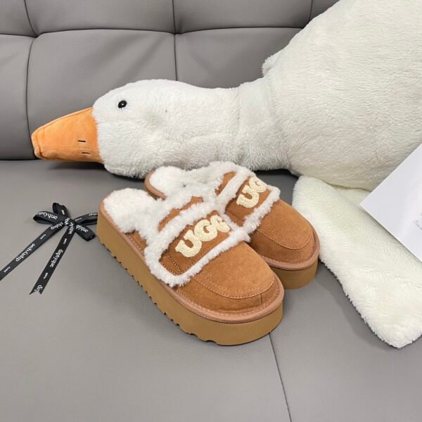 UGG Tazz - Slides