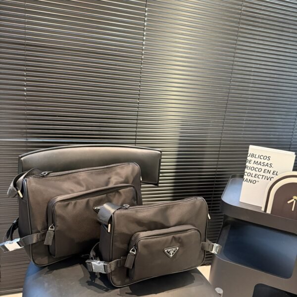 PR Re-Nylon Messenger - Bag