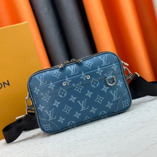 LV Outdoor Messenger - Bag