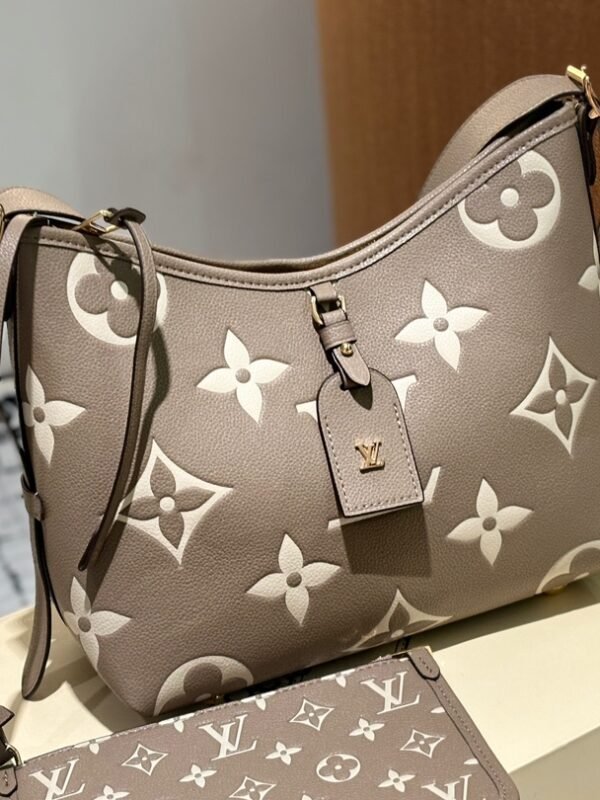 LV Loop Monogram Empreinte – Tasche