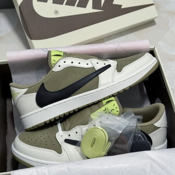 NK Air Jordan 1 Low Golf Travis Scott - Sneakers