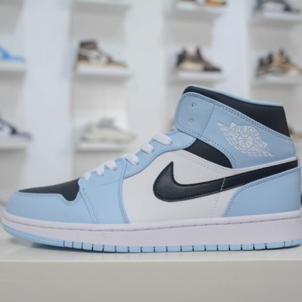 NK Air Jordan 1 Mid University Blue - Sneakers