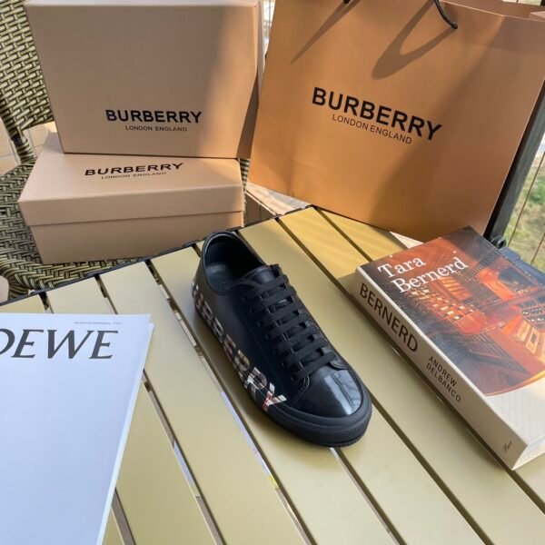 BBR Vintage Check Logo Sneakers - Sneakers