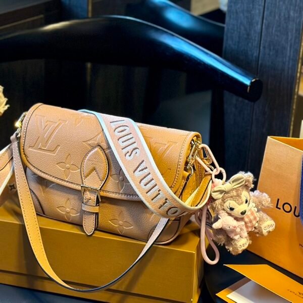 LV New Wave Multi-Pochette Beige Monogram Empreinte - Bag