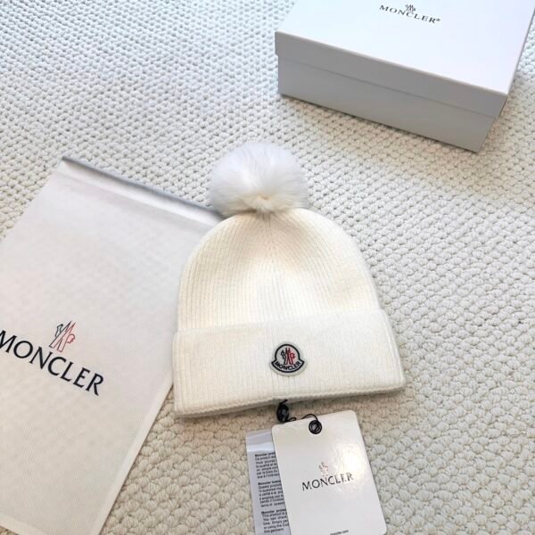 MCL Pom Pom Beanie White Wool - Hat