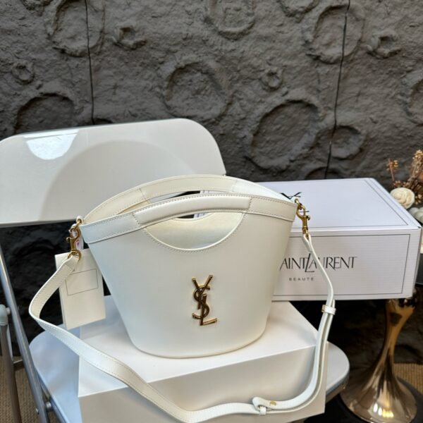 YSL Le 5 à 7 Hobo - Bag