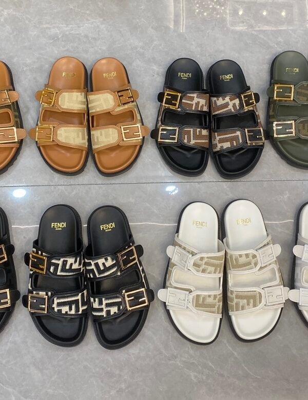 FD FF Logo Sandals – Sandalen