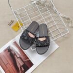LV Lock It – Slides