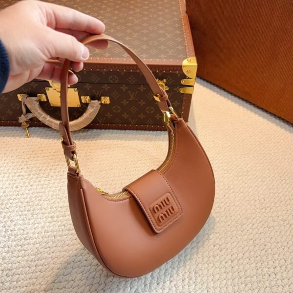 MIU Wander Small Brown Leather - Bag