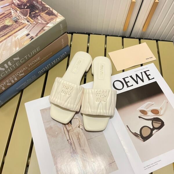 MIU Matelassé Slides - Slides