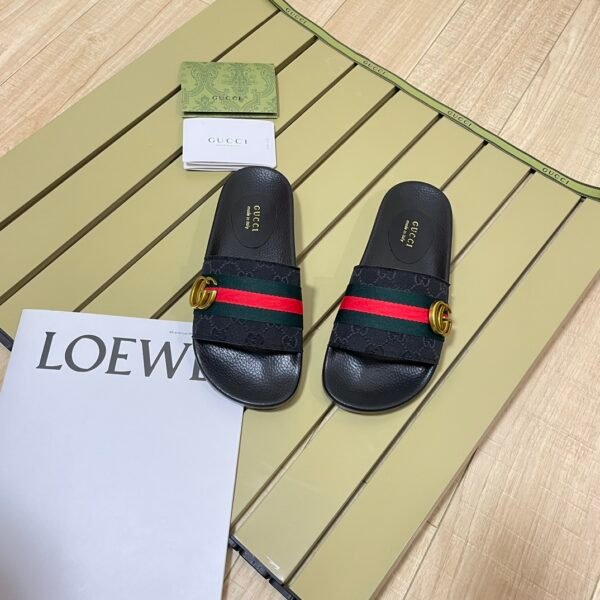 GG Pursuit - Slides