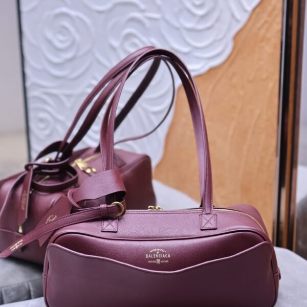 BAL ‼️ CARRIE Small Bowling Bag 'Burgundy'