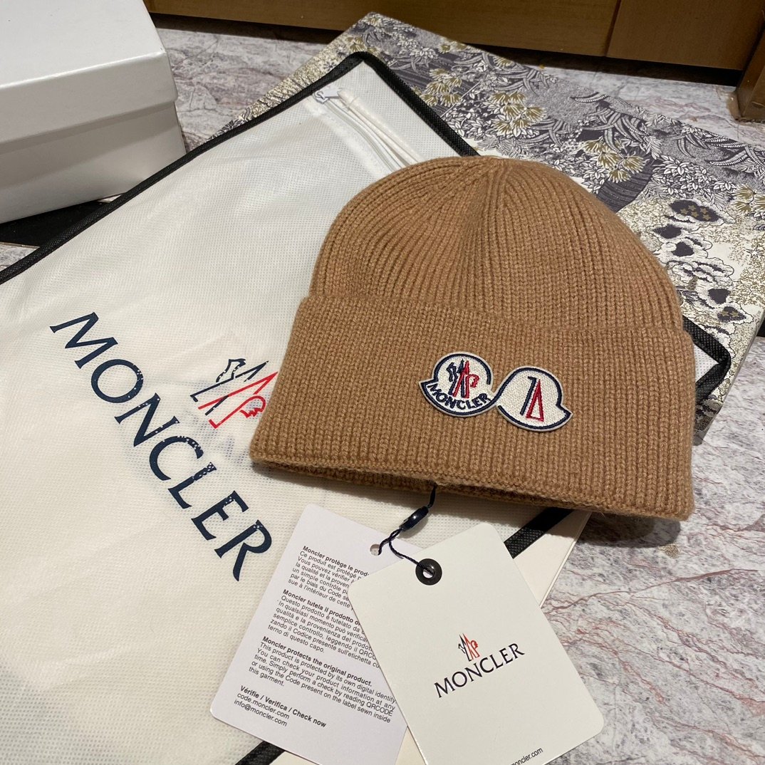 MCL Logo Beanie Wool - Hat - Image 5