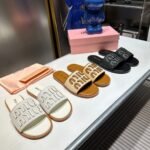 MIU Logo Embroidered Slides – Slide