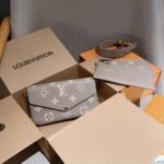LV Pochette Felicie Monogram Empreinte – Borsa
