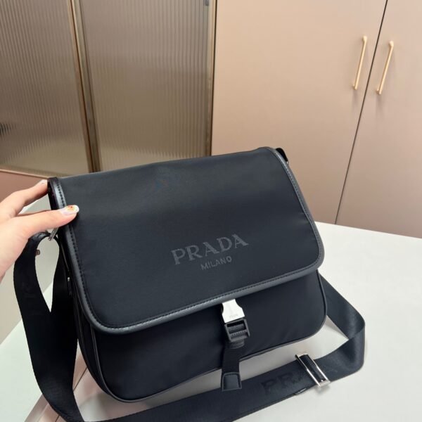 PR Messenger Bag - Bag