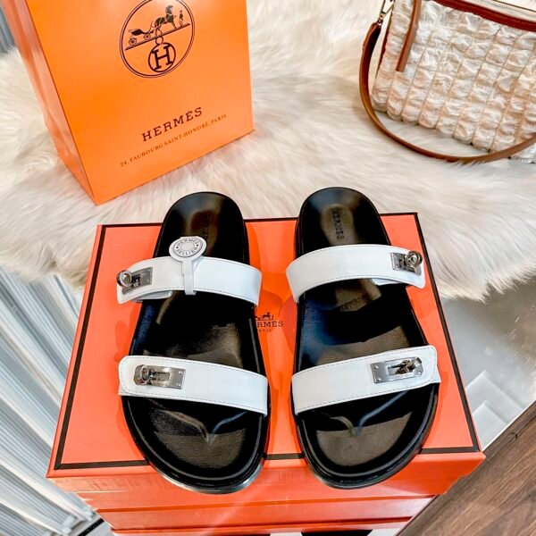 HM Oran Sandals - Sandals