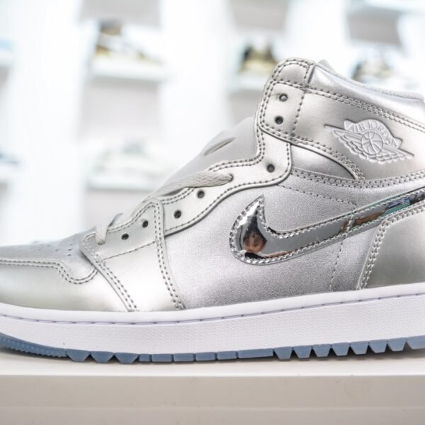 NK Air Jordan 1 High OG CO.JP Metallic Silver - Sneakers