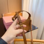 MIU Wander Small Brown Leather – Borsa